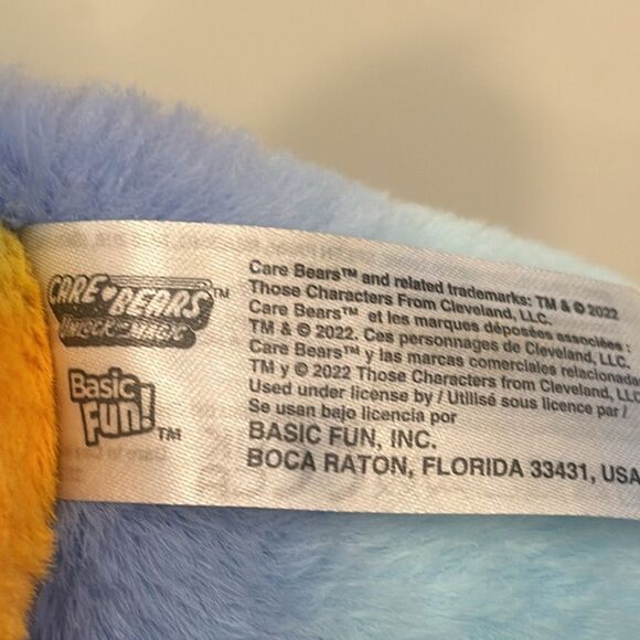 CARE BEARS  13.75” Medium Plush - Dare To Care Rainbow Star Kids Toy Age 4+ - Picture 9 of 10